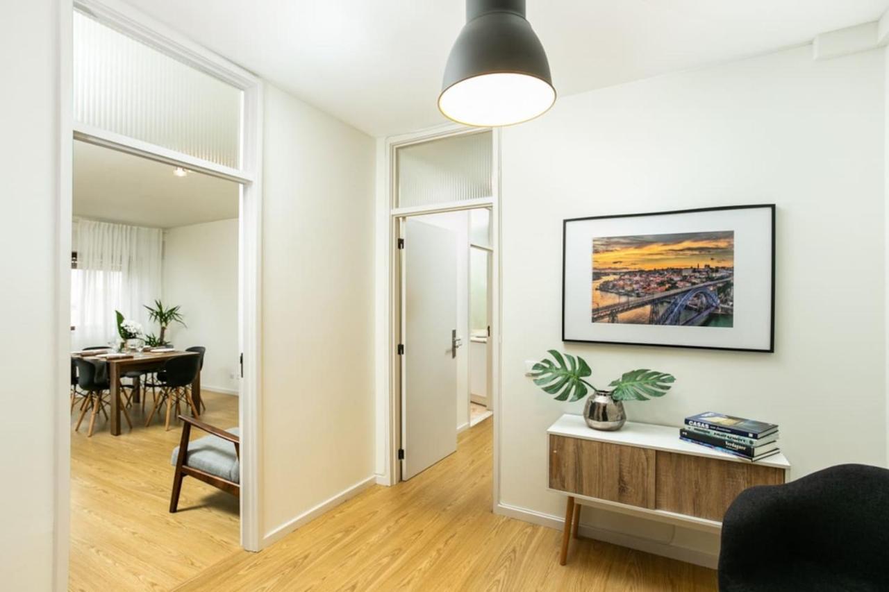 Aposentus - Elegant Functionality Porto Downtown Apartamento Exterior foto